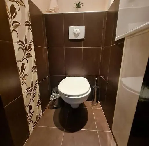 Raya Maisonette, Ideal Center アパート ソフィア